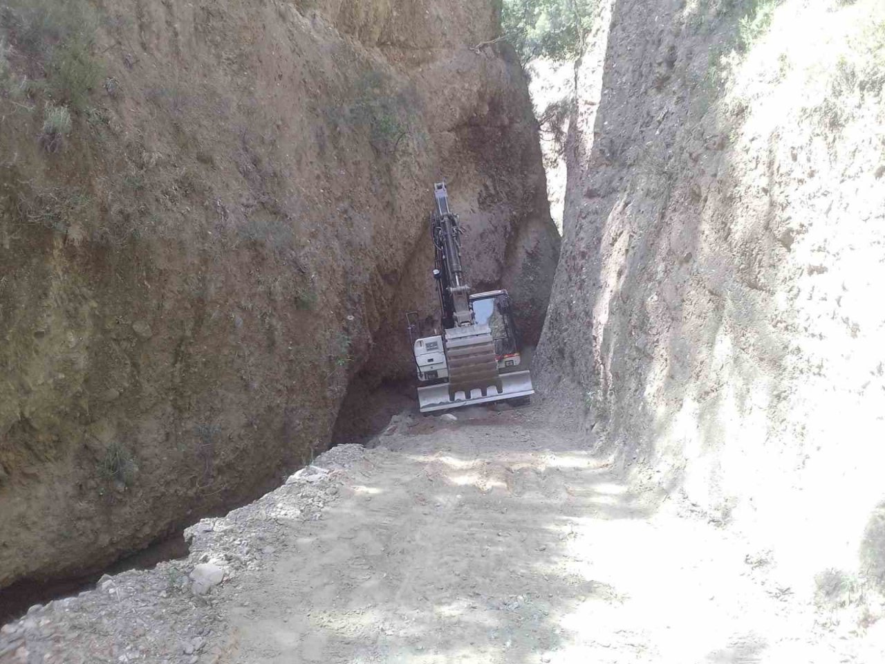 Efeler’in ekipleri çiftçilerin yanında