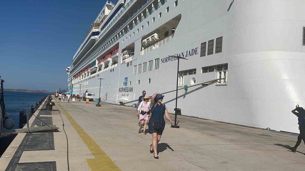Bodrum’da kruvaziyer turizmi sürüyor