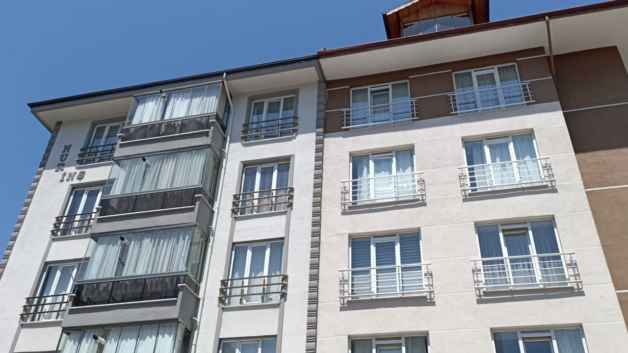 31 yaşındaki güvenlik görevlisi evinde ölü bulundu