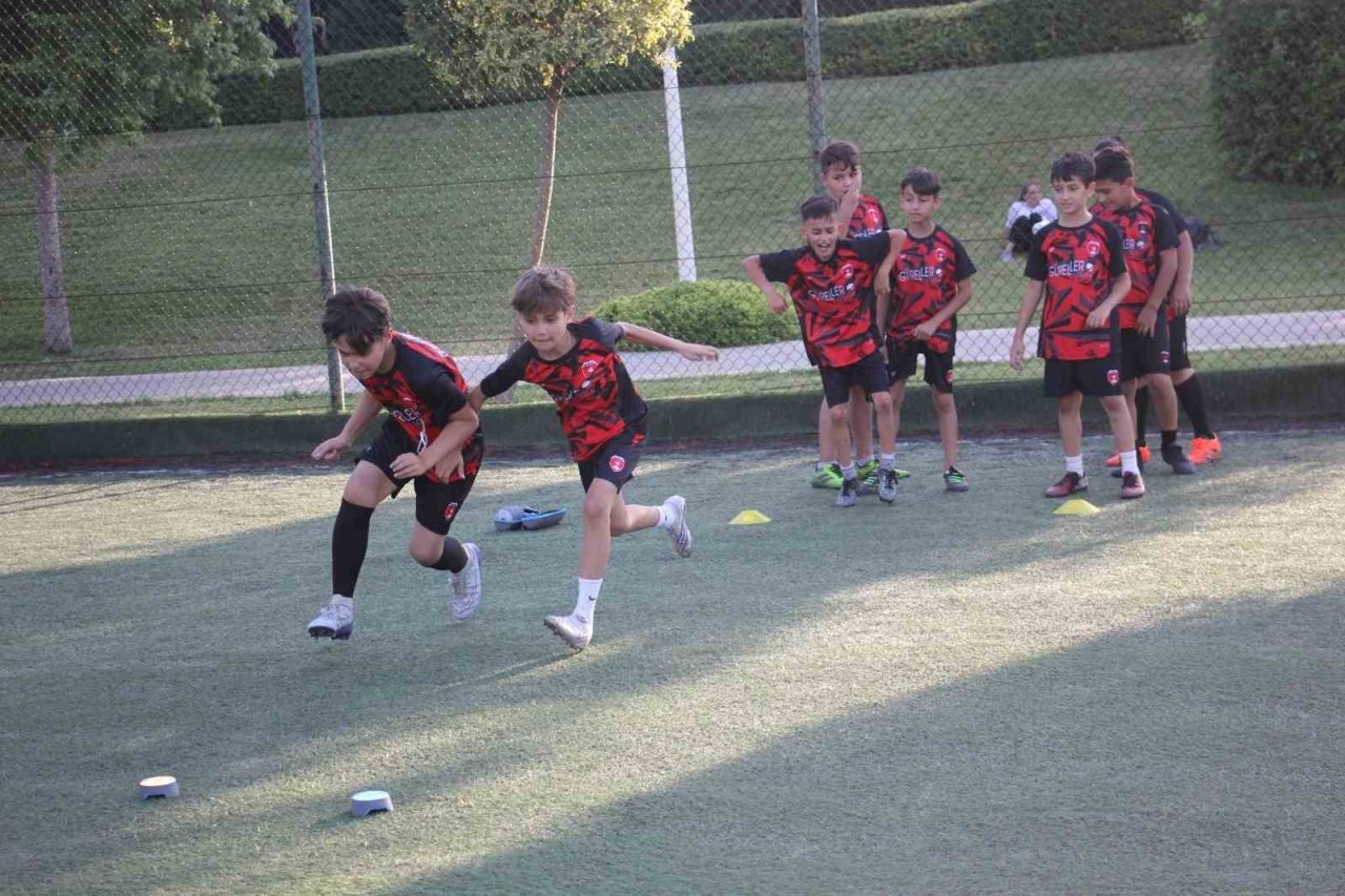 Denizli İdmanyurdu, alt yapıda çalışmalara hız verdi