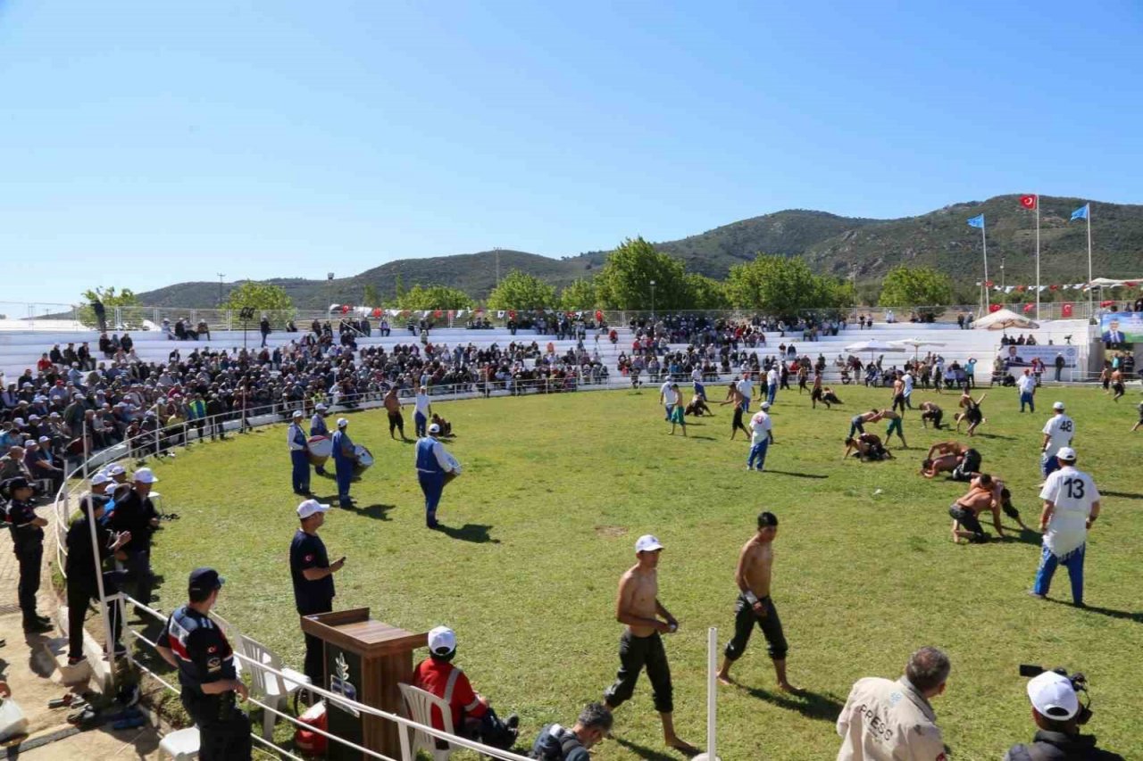 17. Edremit Şehit Hamdibey Güreşleri’ne hazır