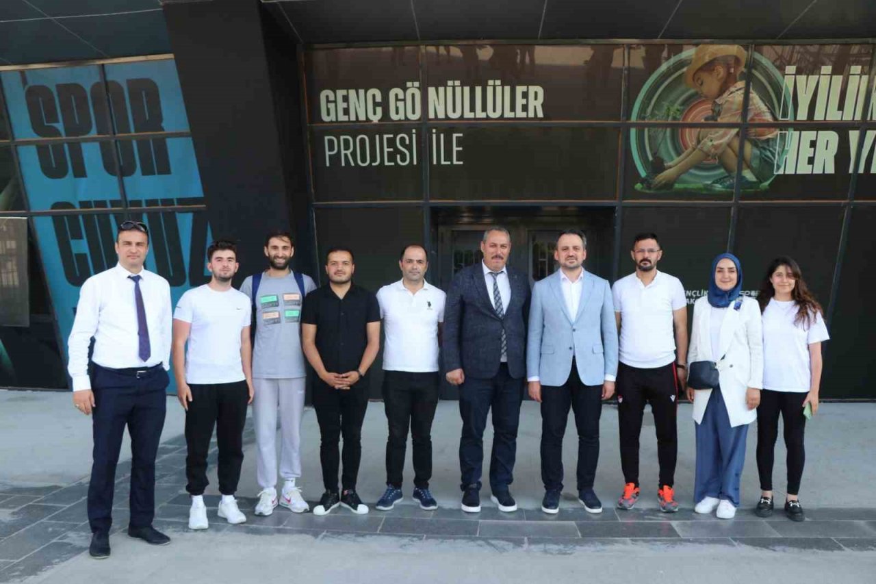 Bakan Yardımcısı Eminoğlu Erzincan’da genç sporcularla buluştu