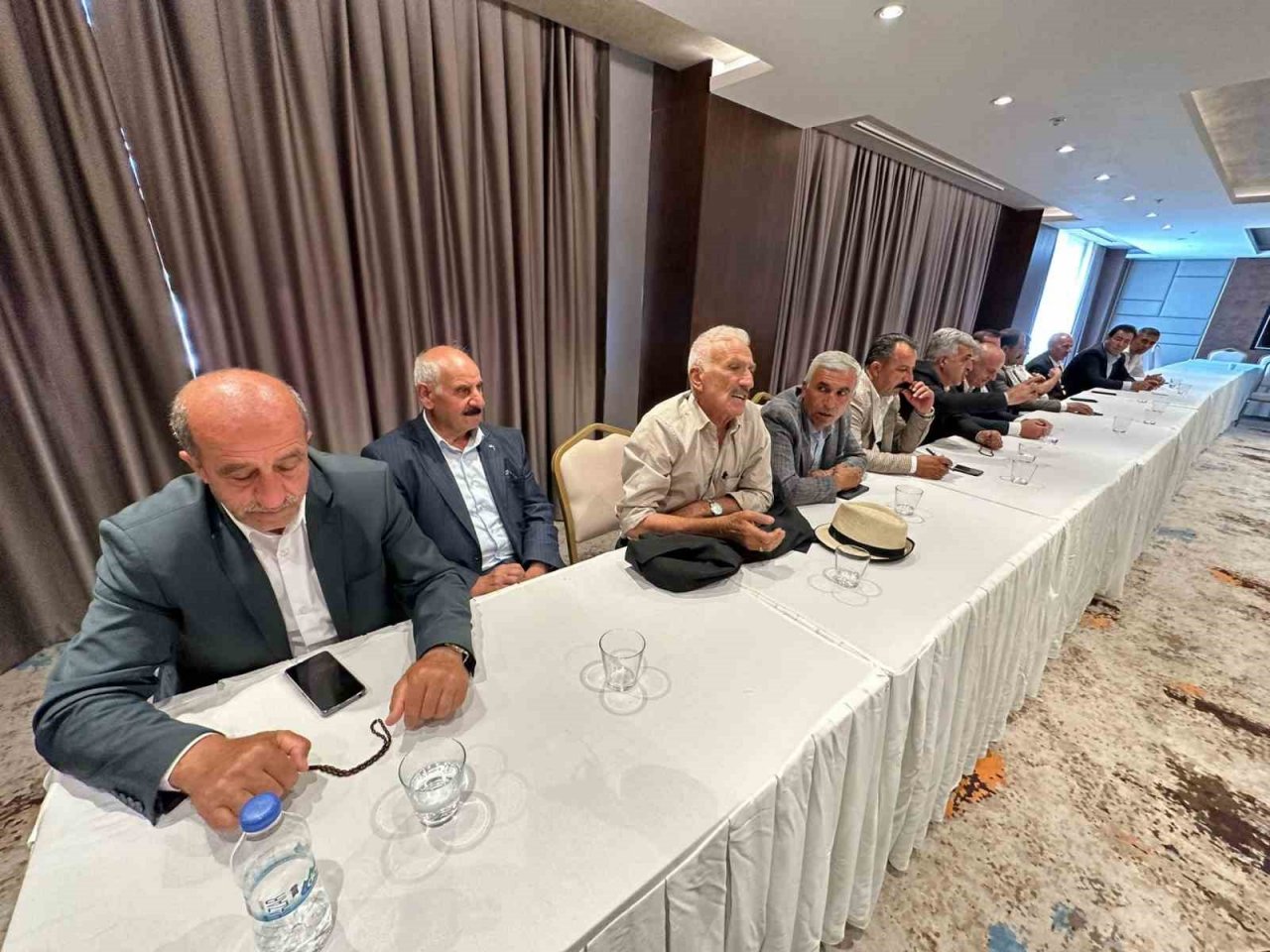 Yüksekova’da taziye yemeklerinin kaldırılması girişimi