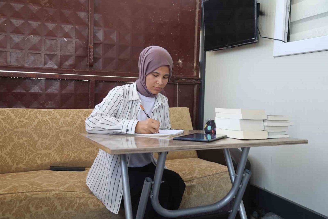 Asrın Felaketi’nden kurtuldu, YKS’de derece yaptı