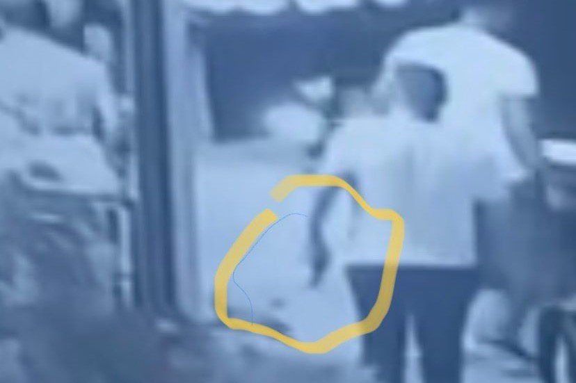 17 yaşındaki çocuğun başına silah dayayıp öldüresiye dövdüler