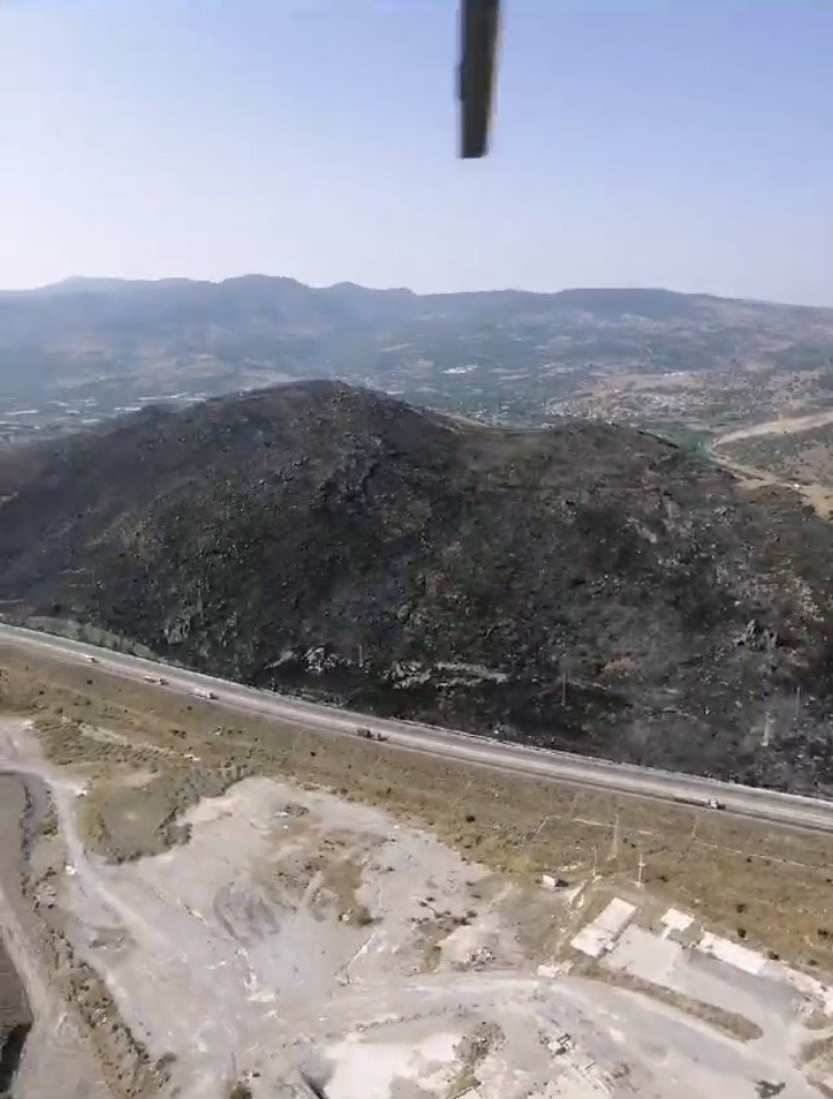 Menemen’de orman yangın kontrol altına alındı