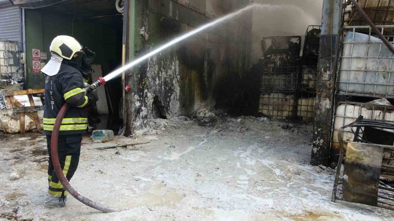 Kimyasal atık malzemelerini soğutma çalışmaları devam ediyor