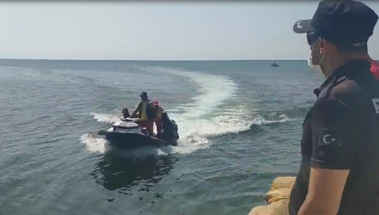 Denizde kaybolan gencin cansız bedeni 3 gün sonra bulundu