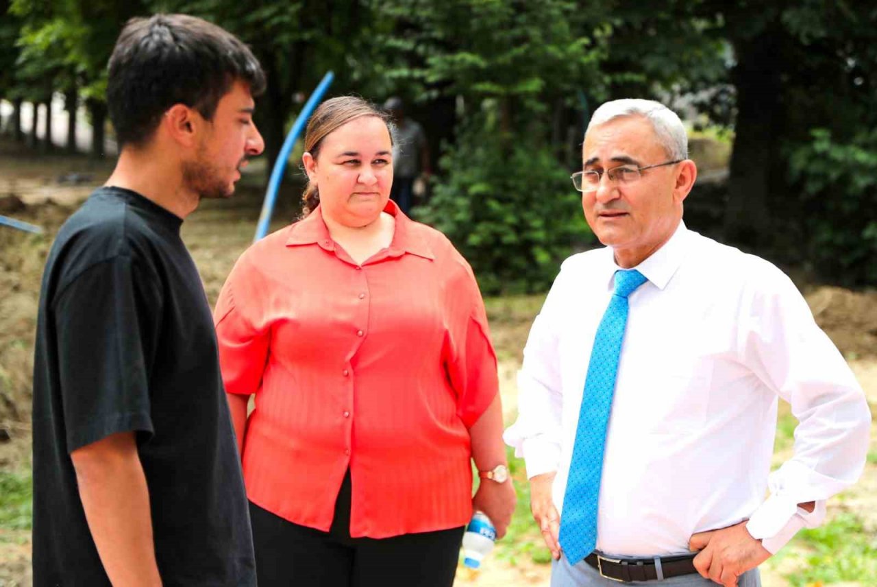 Başkan Işık: "Yenilenen Ressam Ahmet Yakupoğlu Parkı artık daha güvenli olacak"