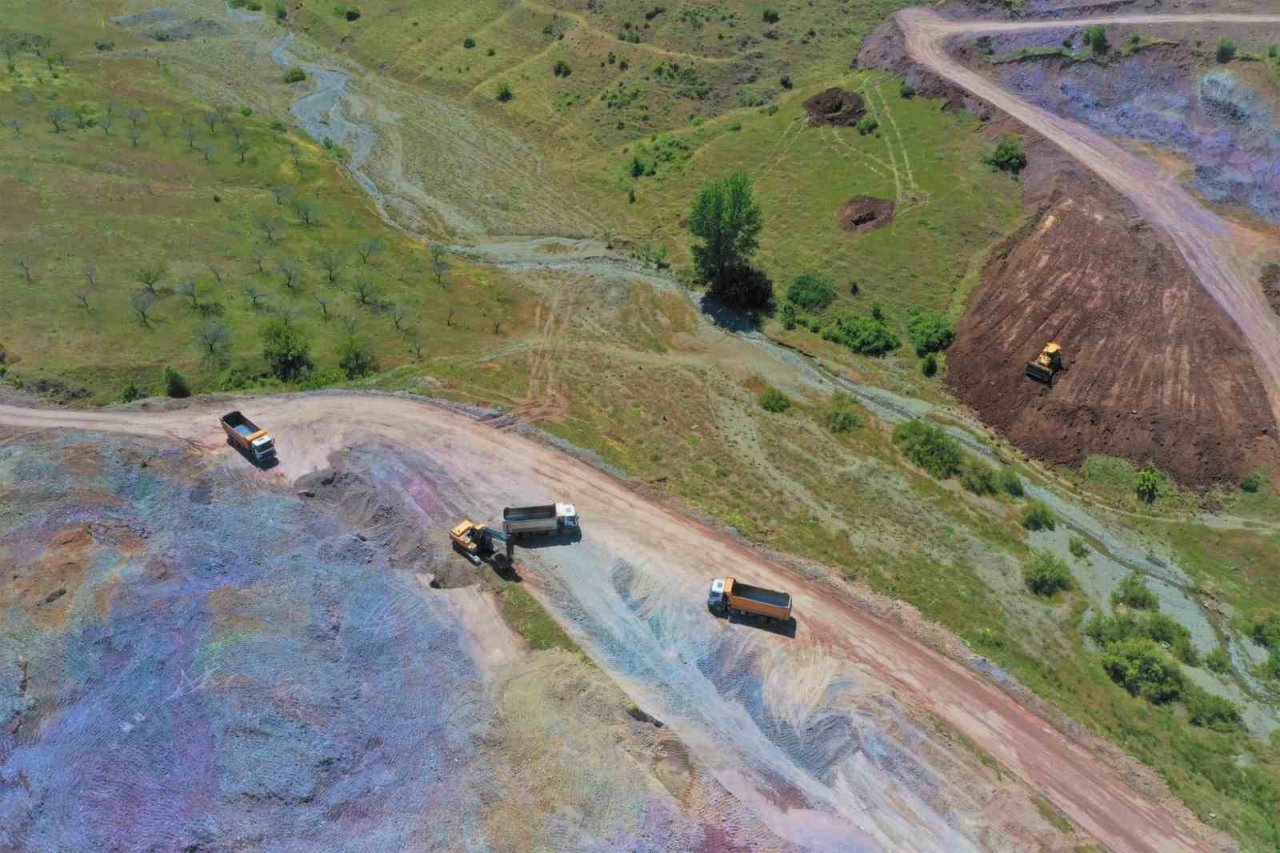 Malatya’da Yenice Barajı’nda çalışmalar devam ediyor