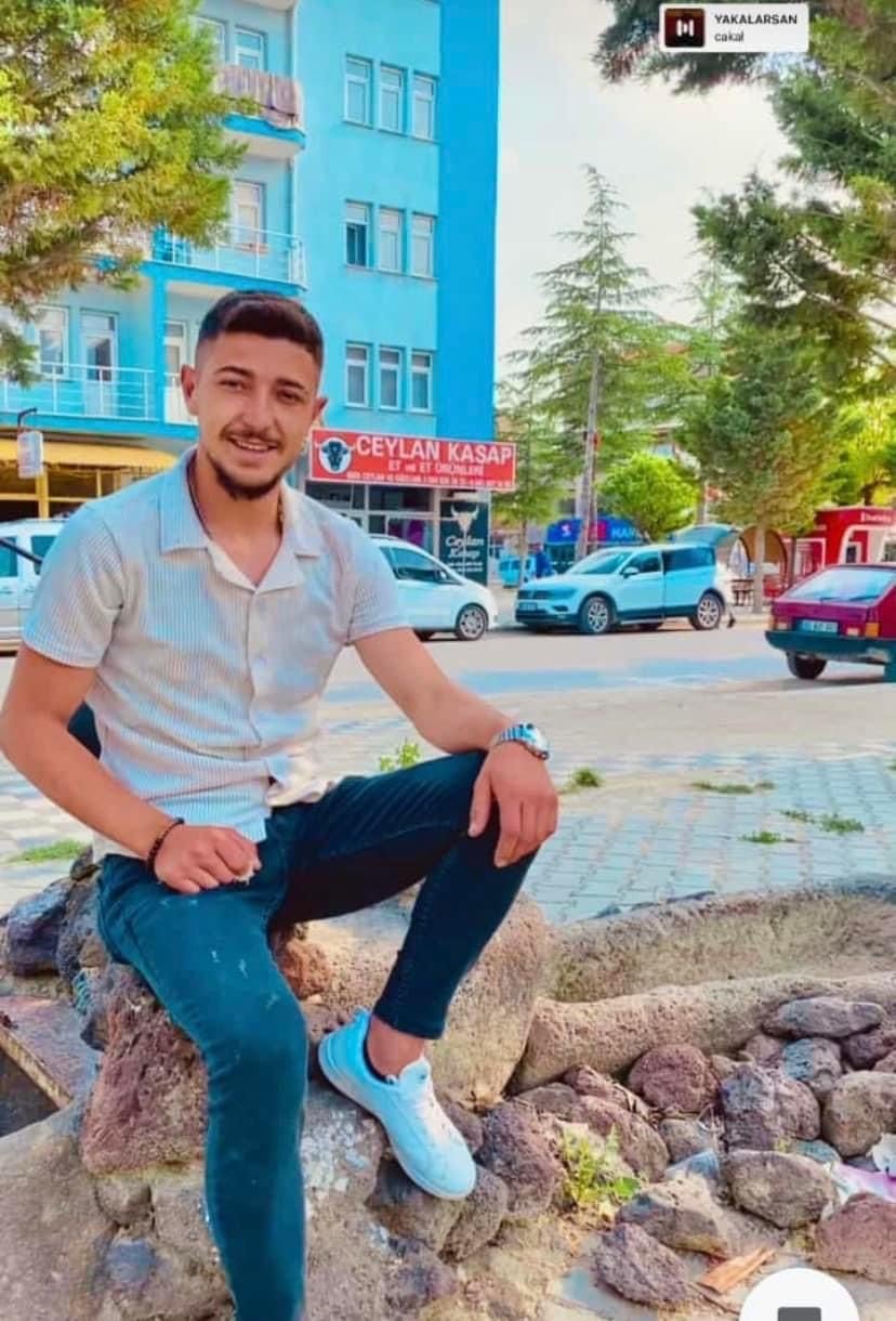 50 dakikalık kalp masajının ardından hayata döndürülen genç vefat etti