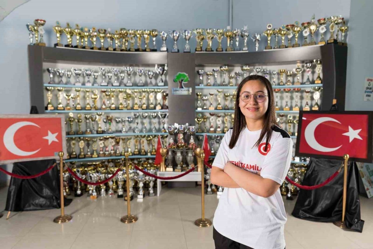 Tarihi başarılara yenisi eklendi