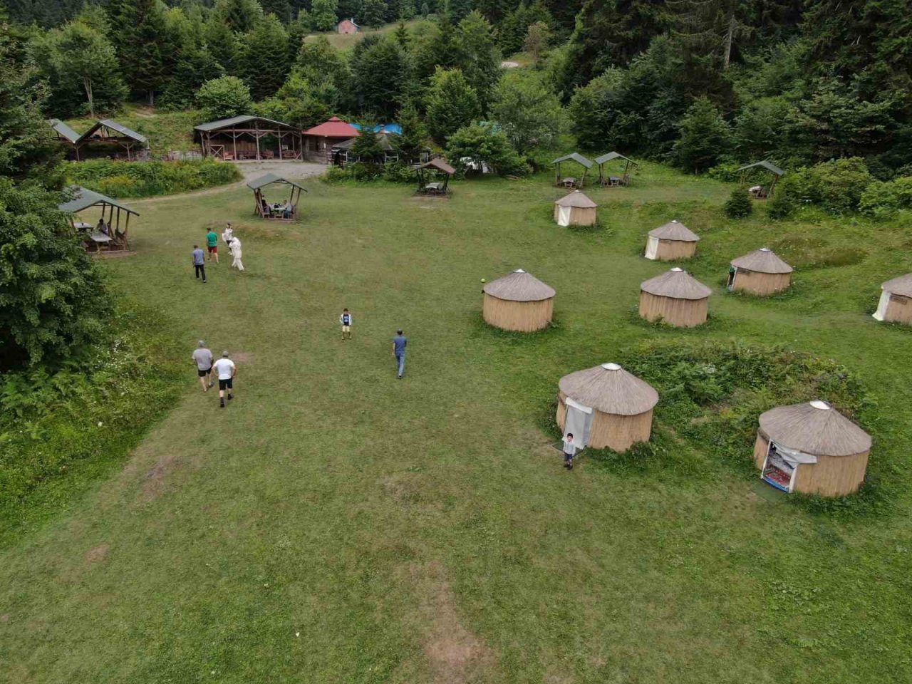 Oğuz boyu geleneğinin sürdürüldüğü tesis Avrupa’dan yüzlerce turisti ağırlıyor