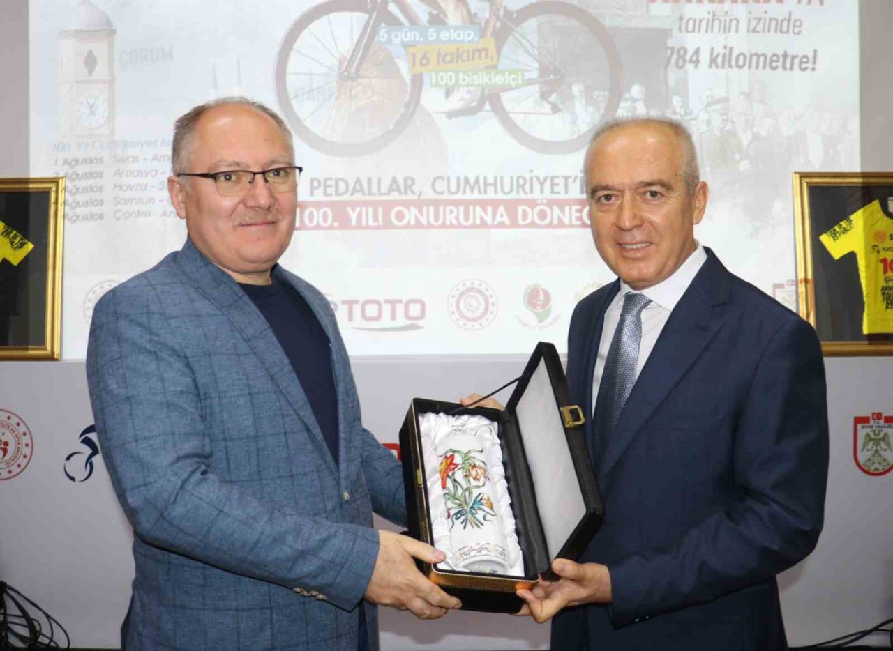 “100. Yıl Cumhuriyet Bisiklet Turu’nun” basın lansmanı yapıldı
