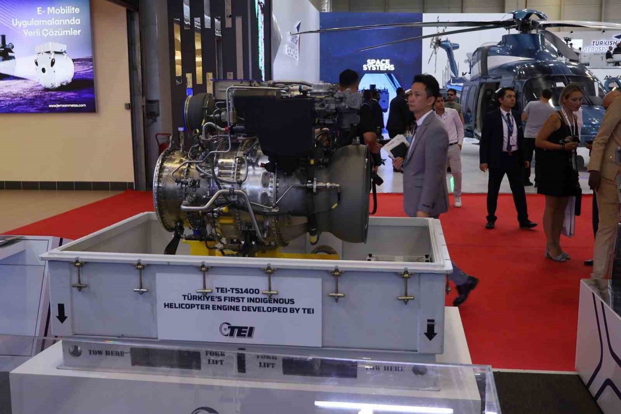TEI’nin ürettiği yerli ve milli havacılık motorları İDEF Fuarı’nda yerini aldı