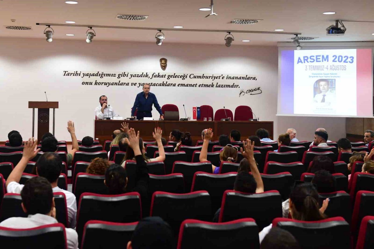ARSEM’den araştırmacılara yönelik panel