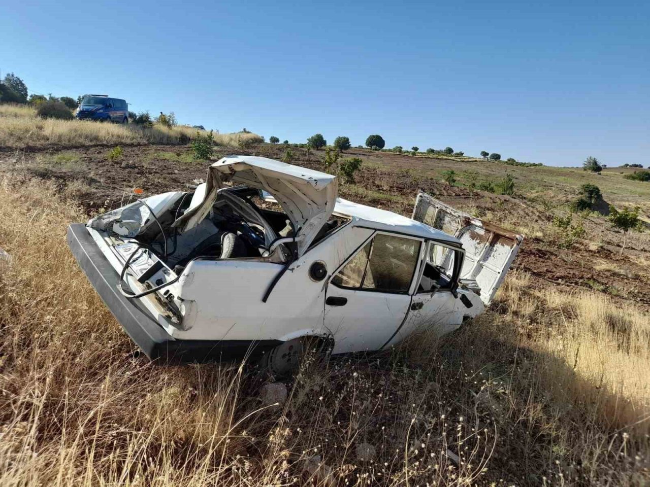 Otomobil şarampole yuvarlandı: 1 yaralı