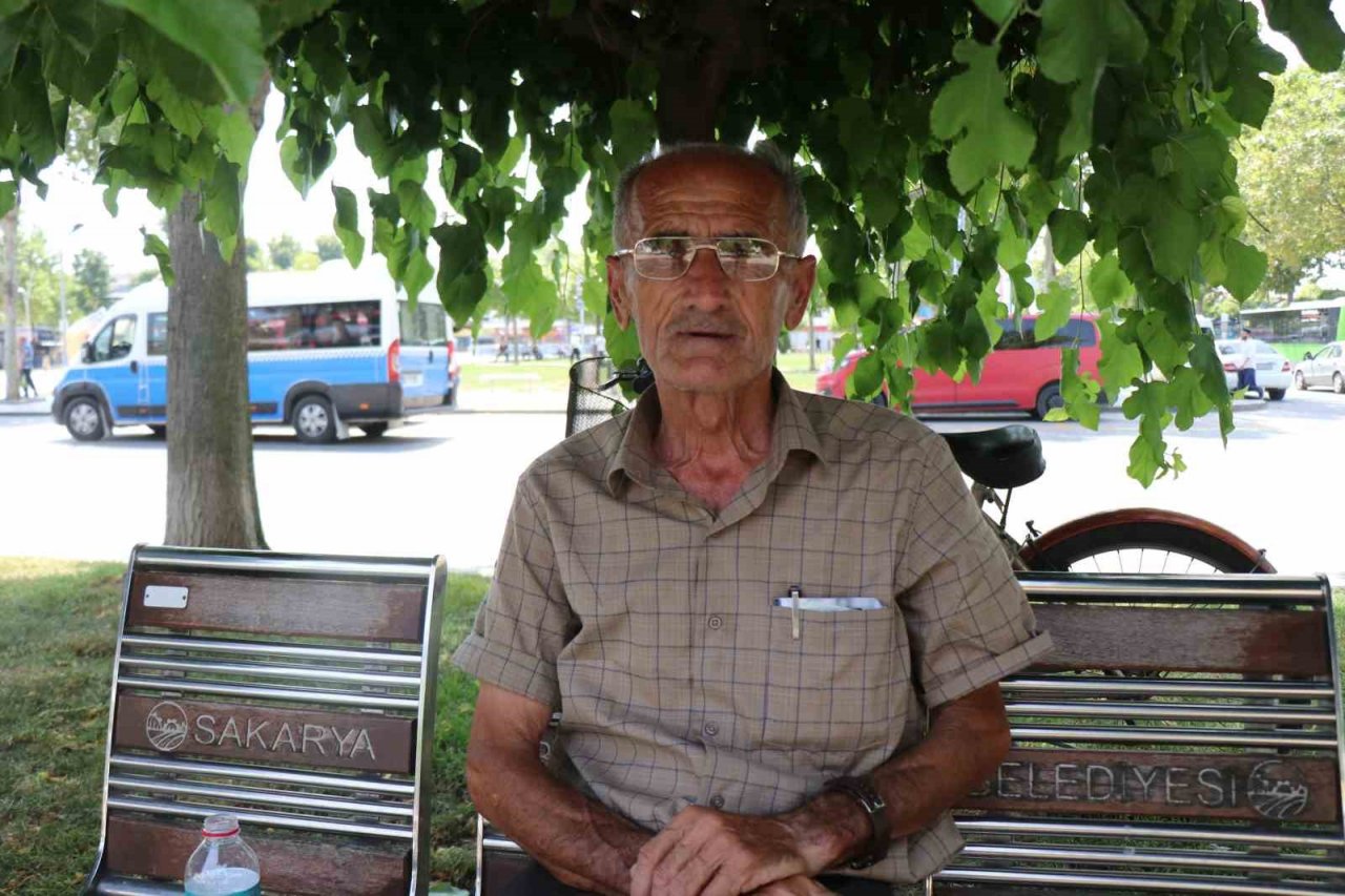 Termometrelerin 40’a dayandığı en sıcak günde Sakarya’dan çarpıcı kareler