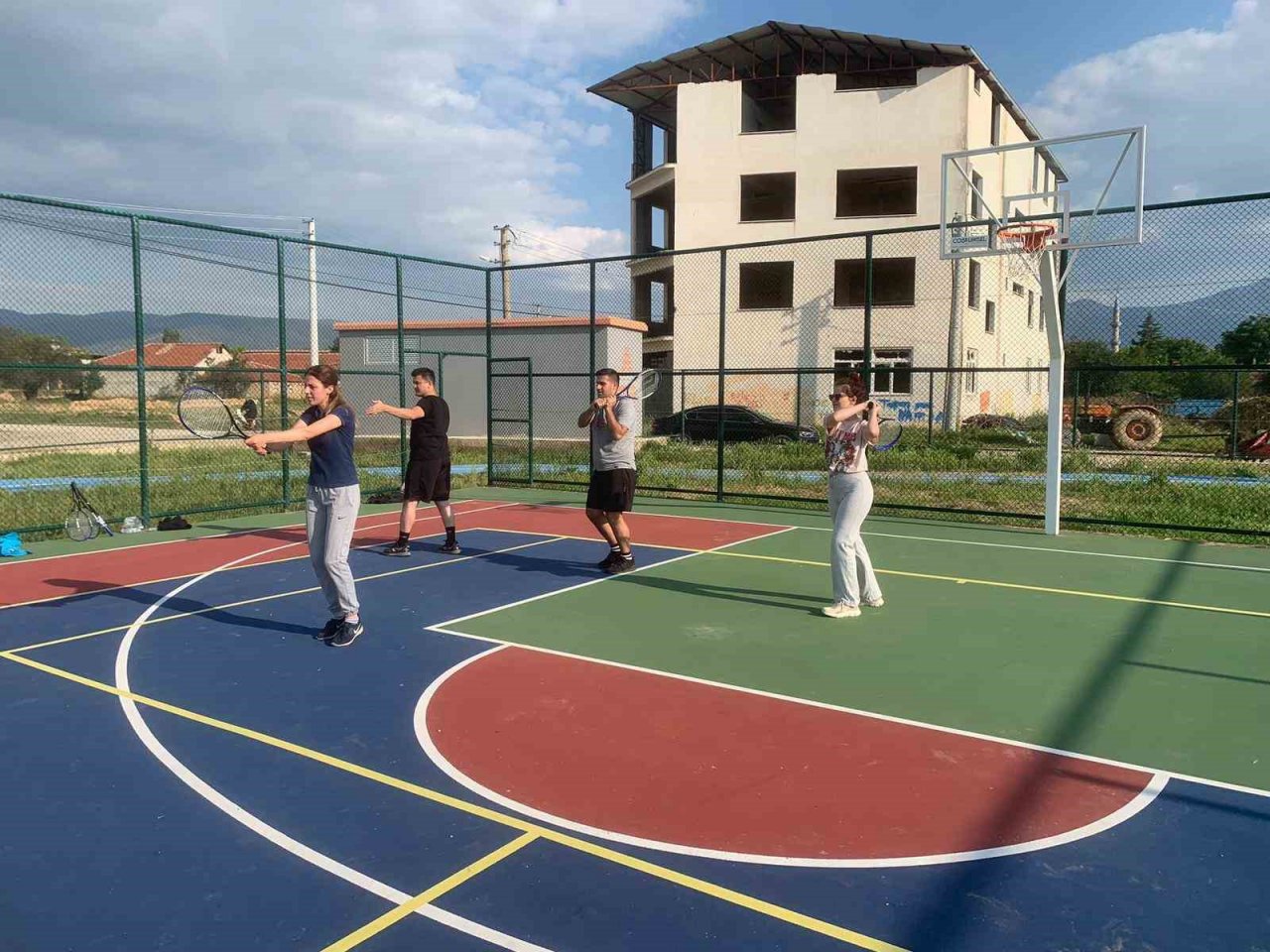 Başmakçı’da Spor Okulları eğitimleri devam ediyor