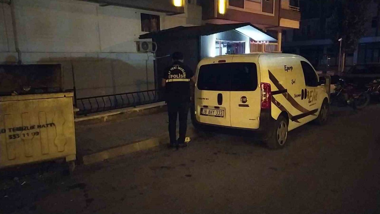 Kağıt toplayıcısına ateş açıldı