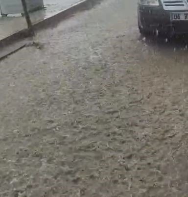 Kovancılar’da sağanak ve dolu etkili oldu