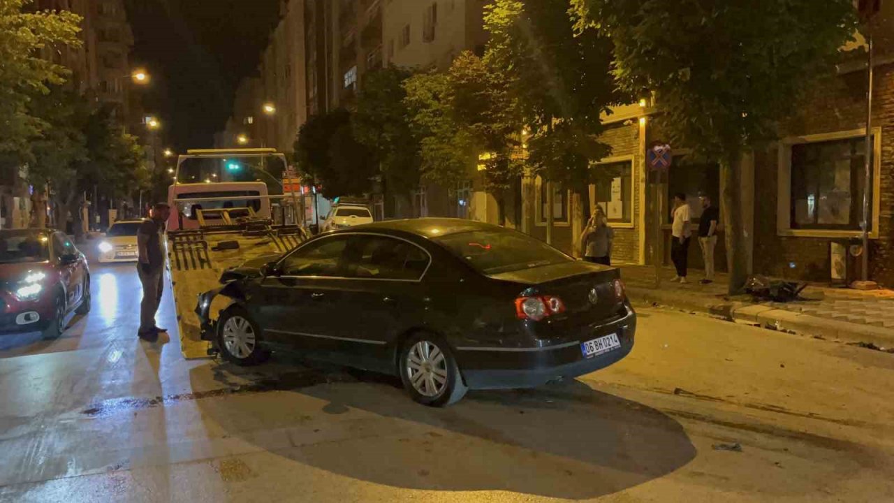 Hatalı dönüş kazaya neden oldu: 1 yaralı