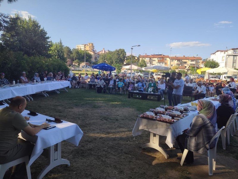 Gediz’de en güzel tarhana pişirme yarışması