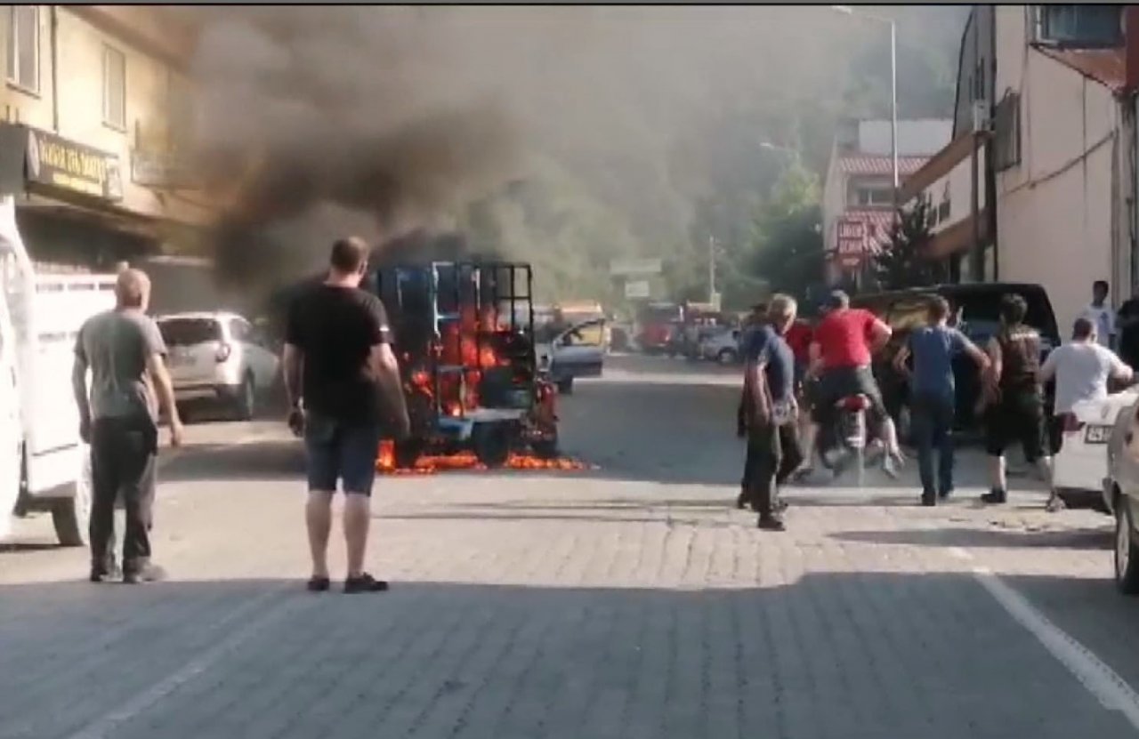 Giresun’da kağıt toplayıcısı grupla esnaf arasında kavga