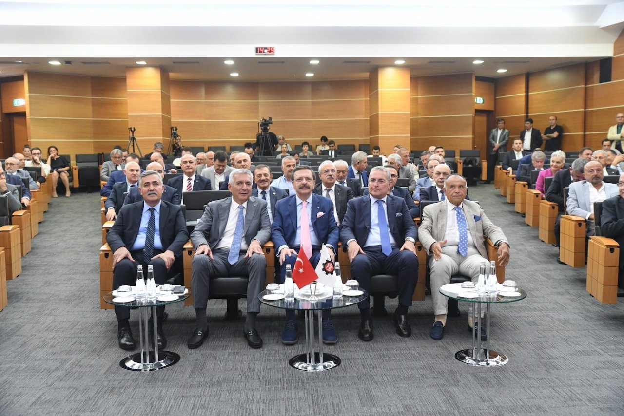 TOBB Başkanı Hisarcıklıoğlu: “İş dünyası için öngörülebilirlik ve geleceğe dair yol haritası önemli”