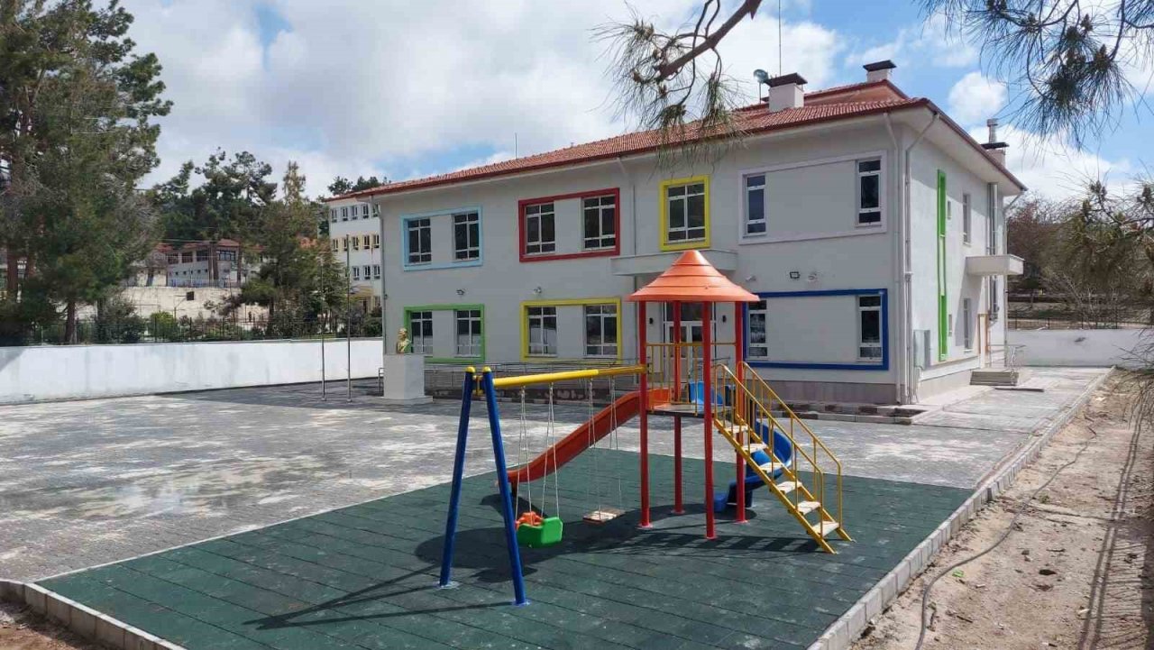 Isparta’da yeni anaokulları inşa ediliyor