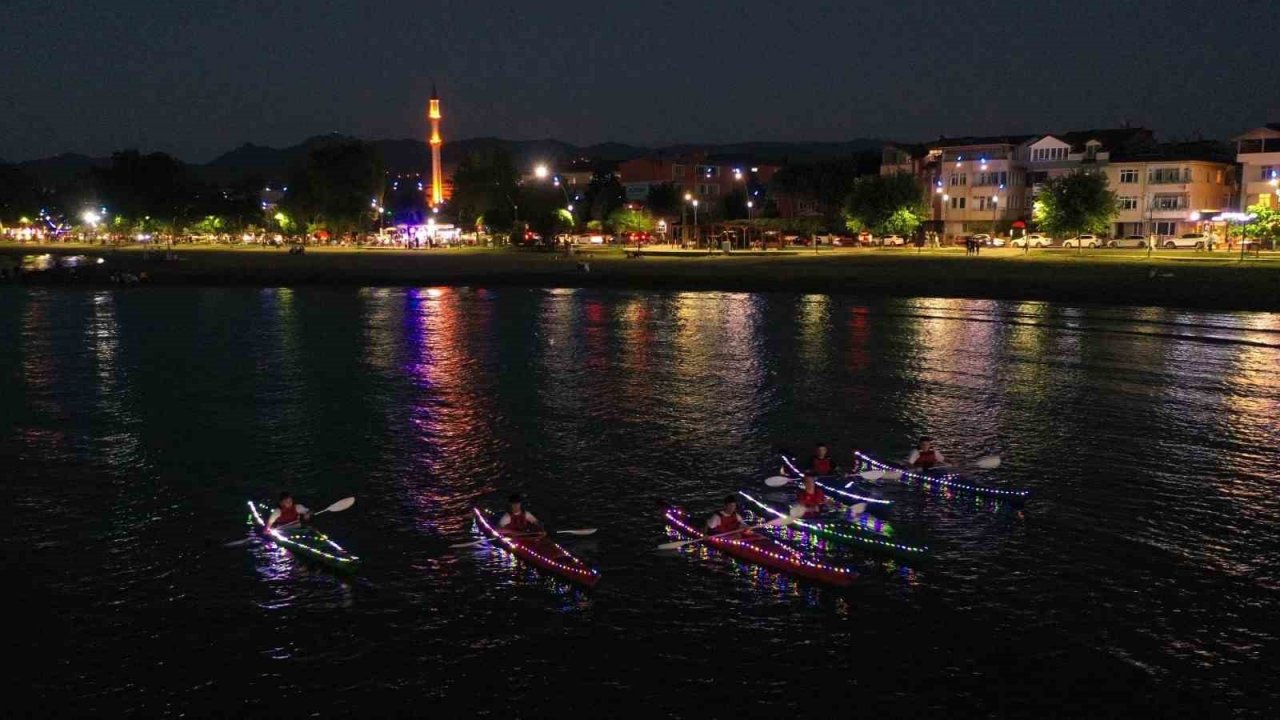 Ordu gecelerinde kano şöleni