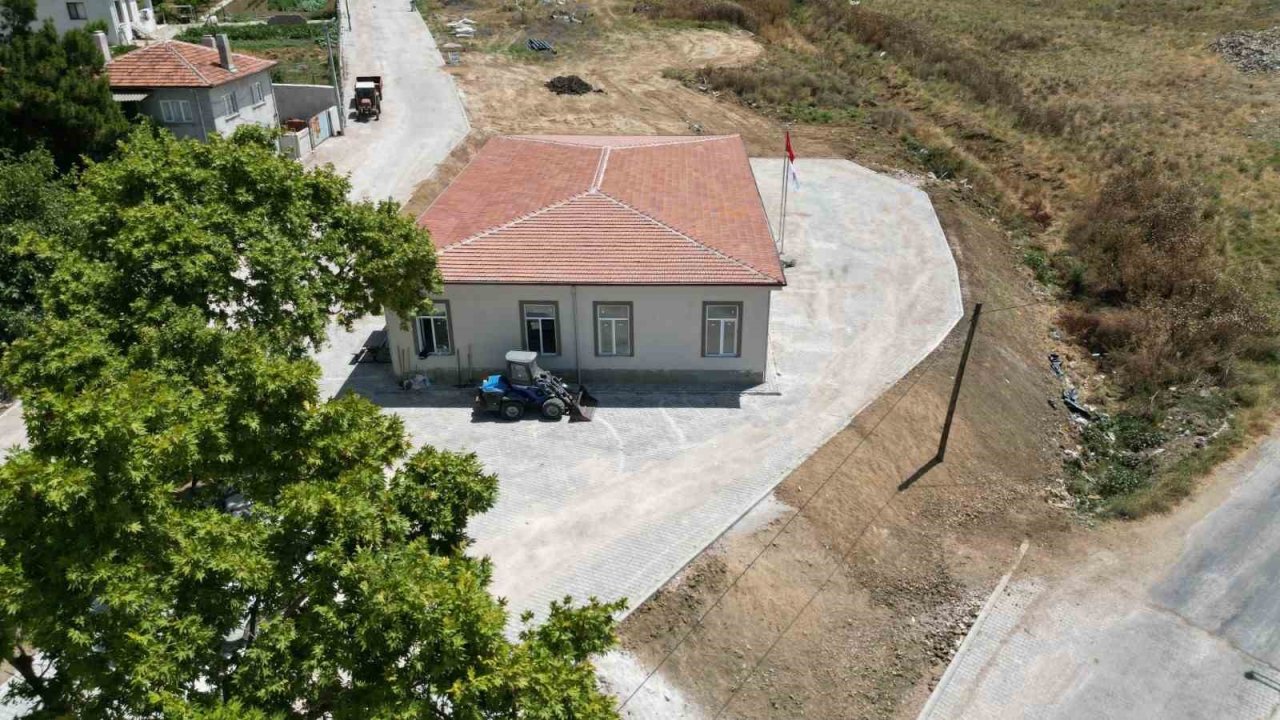 Karesi’nin sosyal tesisleri bir bir açılıyor