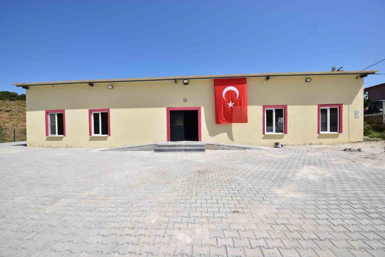 Karesi’nin sosyal tesisleri bir bir açılıyor