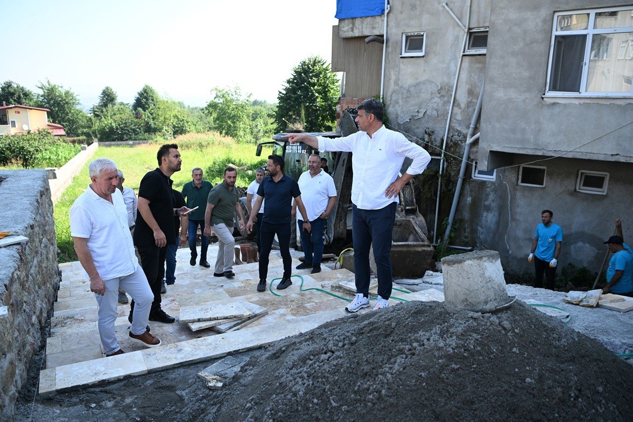 Balaban Mahallesi’ne modern meydan