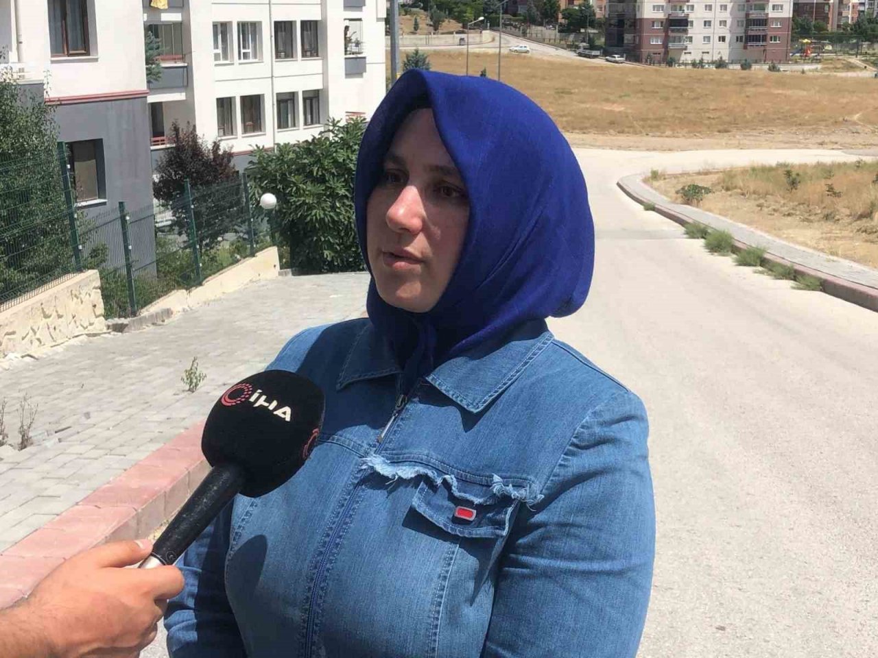 Köpeklerin saldırdığı 13 yaşındaki çocuk ölümden döndü