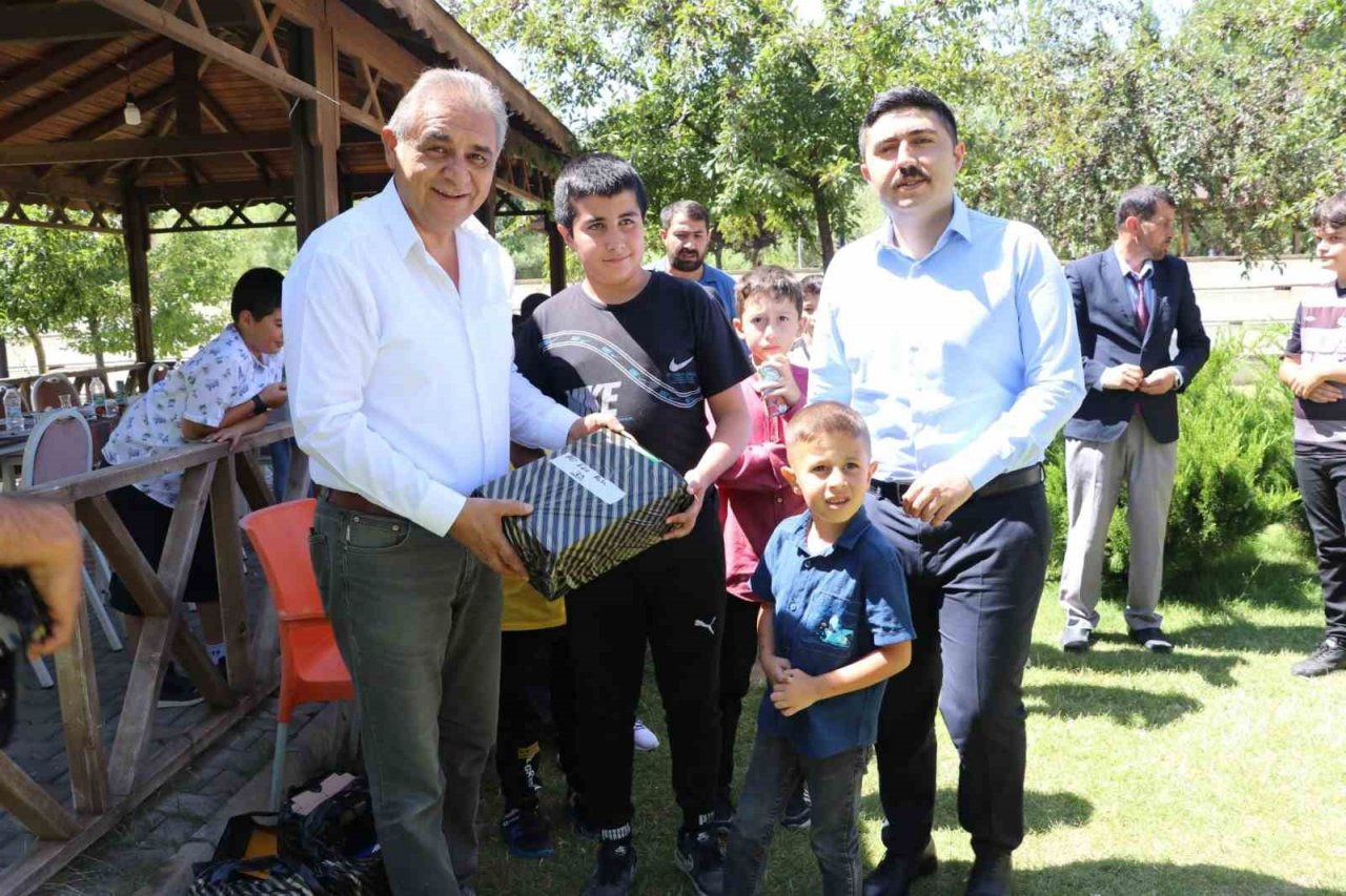 Başkan Çiftçi: “Temel dini eğitimler, sosyal aktivitelerle birleştirilip sevdirilerek öğretiliyor”