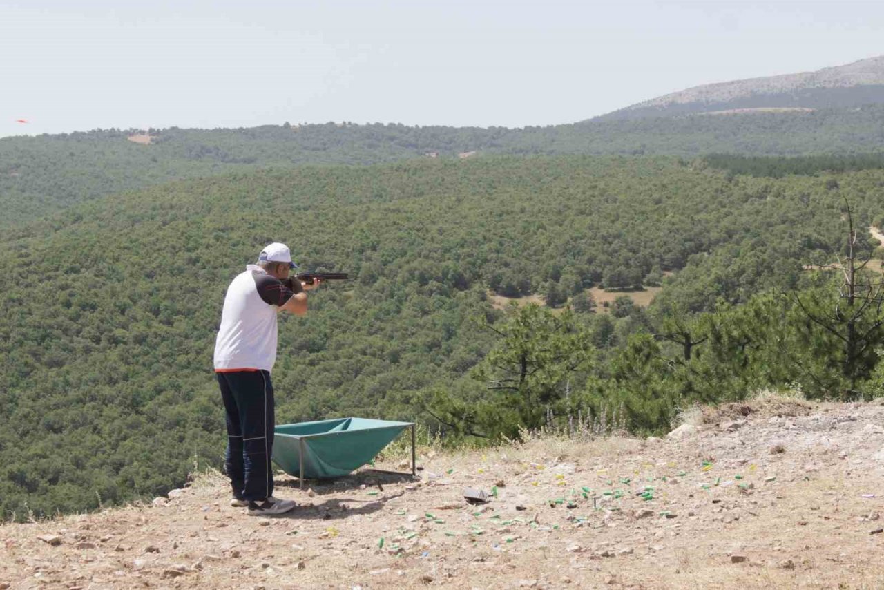 Kütahya’da atış yarışmaları düzenlendi