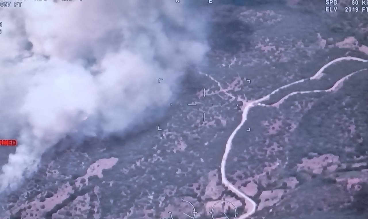 Kütahya’daki orman yangını söndürülmeye çalışılıyor