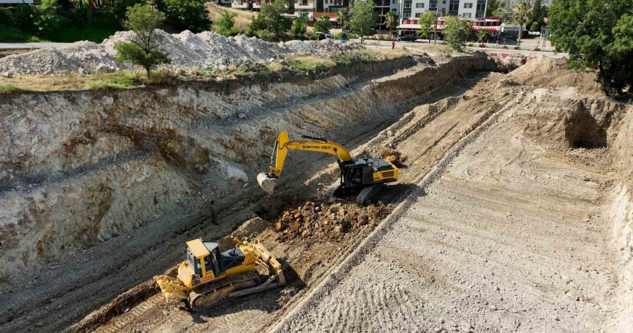 Menemen’e dev kütüphane