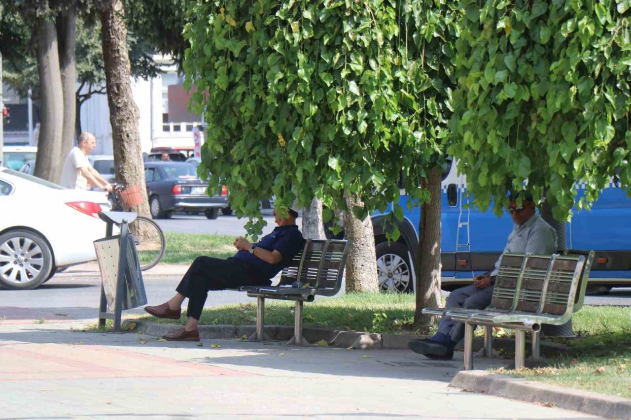 Uzmanı uyardı: Sıcak havalar, kalp ve tansiyon hastalıklarını tetikleyebilir