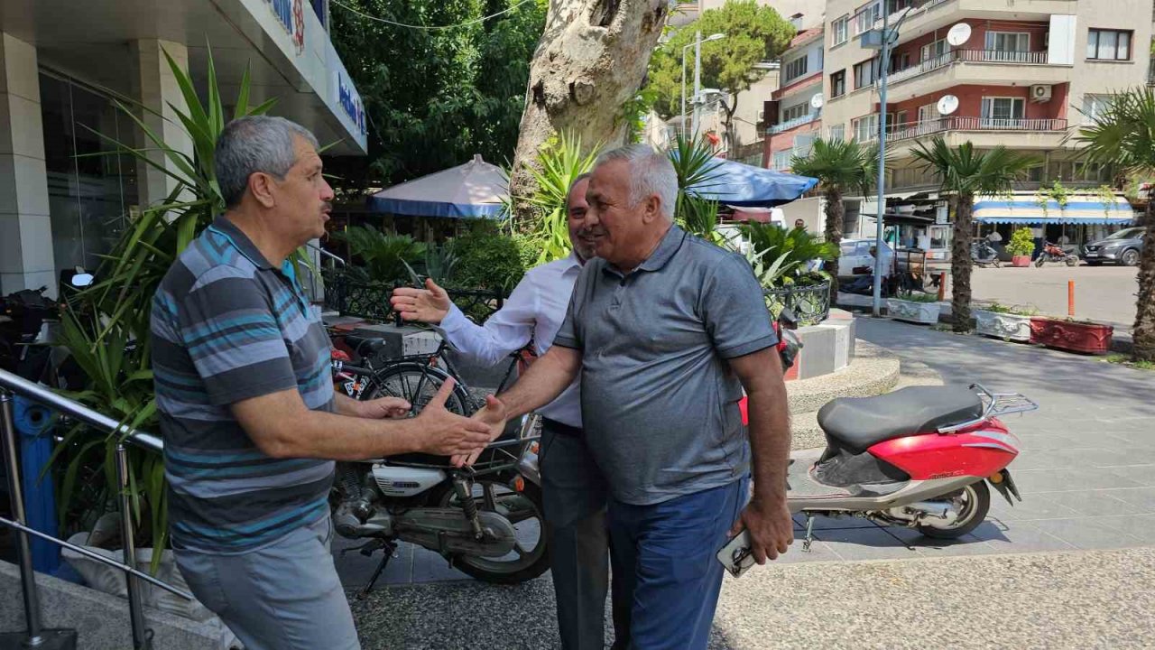 Nazilli Belediyesi’nden İncirliova Belediyesi’ne otobüs hibesi