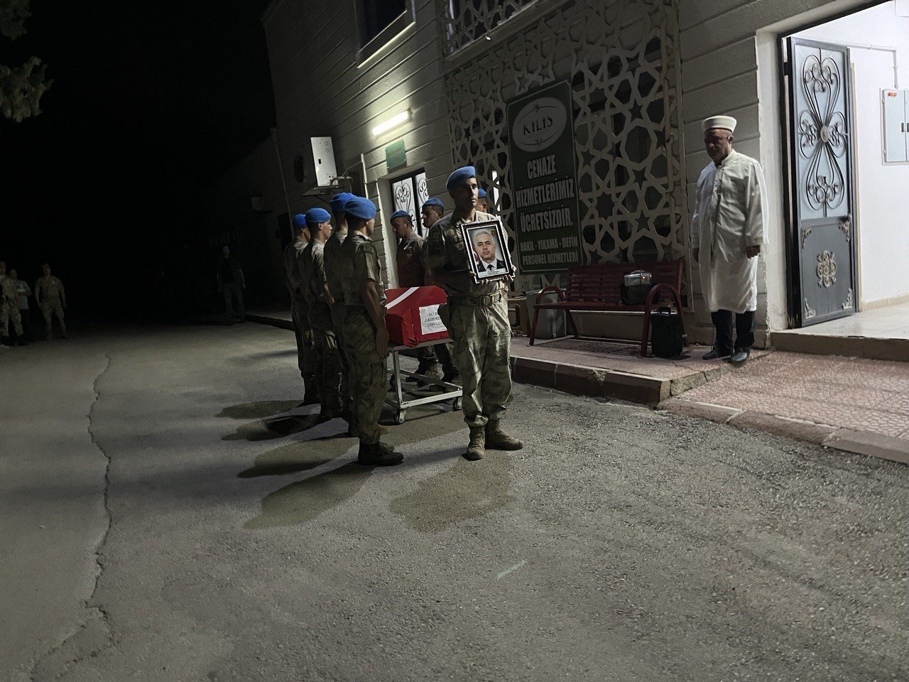 Kalp krizi geçiren kıdemli başçavuş şehit oldu