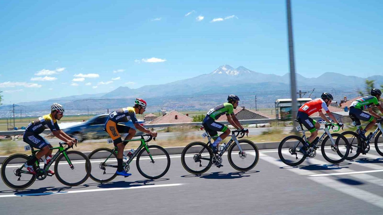 Erciyes Uluslararası Yol Bisiklet Yarışları Grand Prix Kültepe Etabı ile devam ediyor