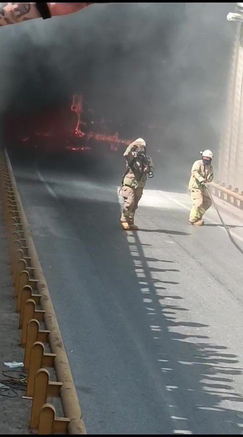 Ümraniye’de İETT otobüsü alev alev yandı