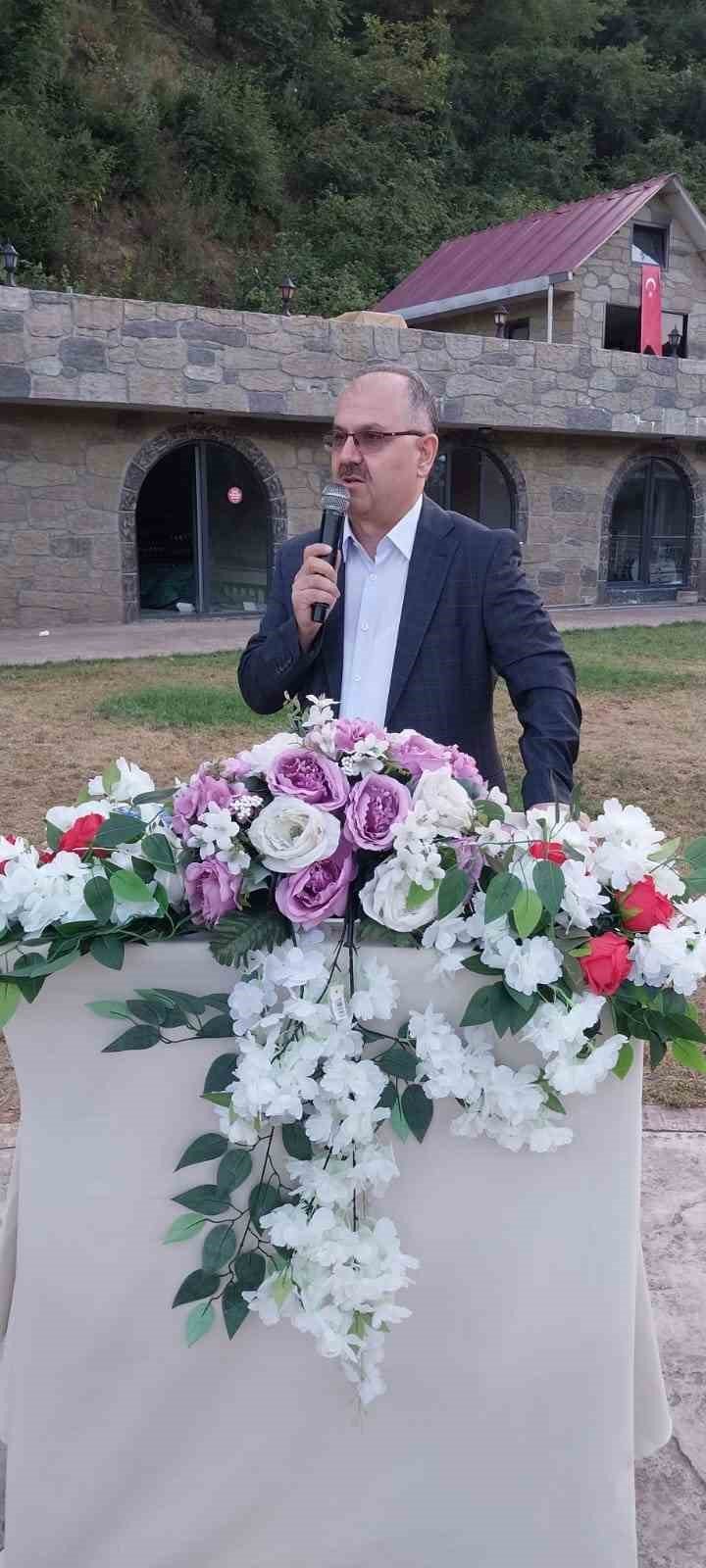 İlçe Müftüsü Bostancı’ya veda yemeği düzenlendi