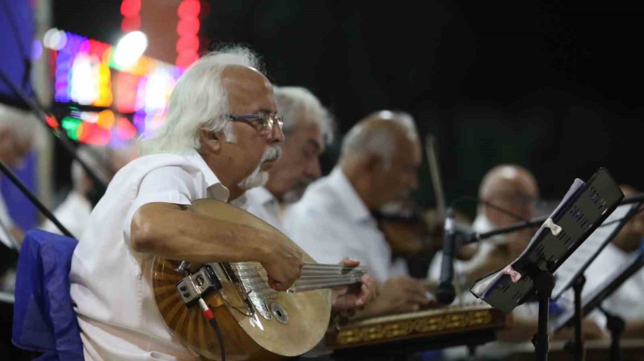 Akbük’te yaz konseri büyük beğeni topladı