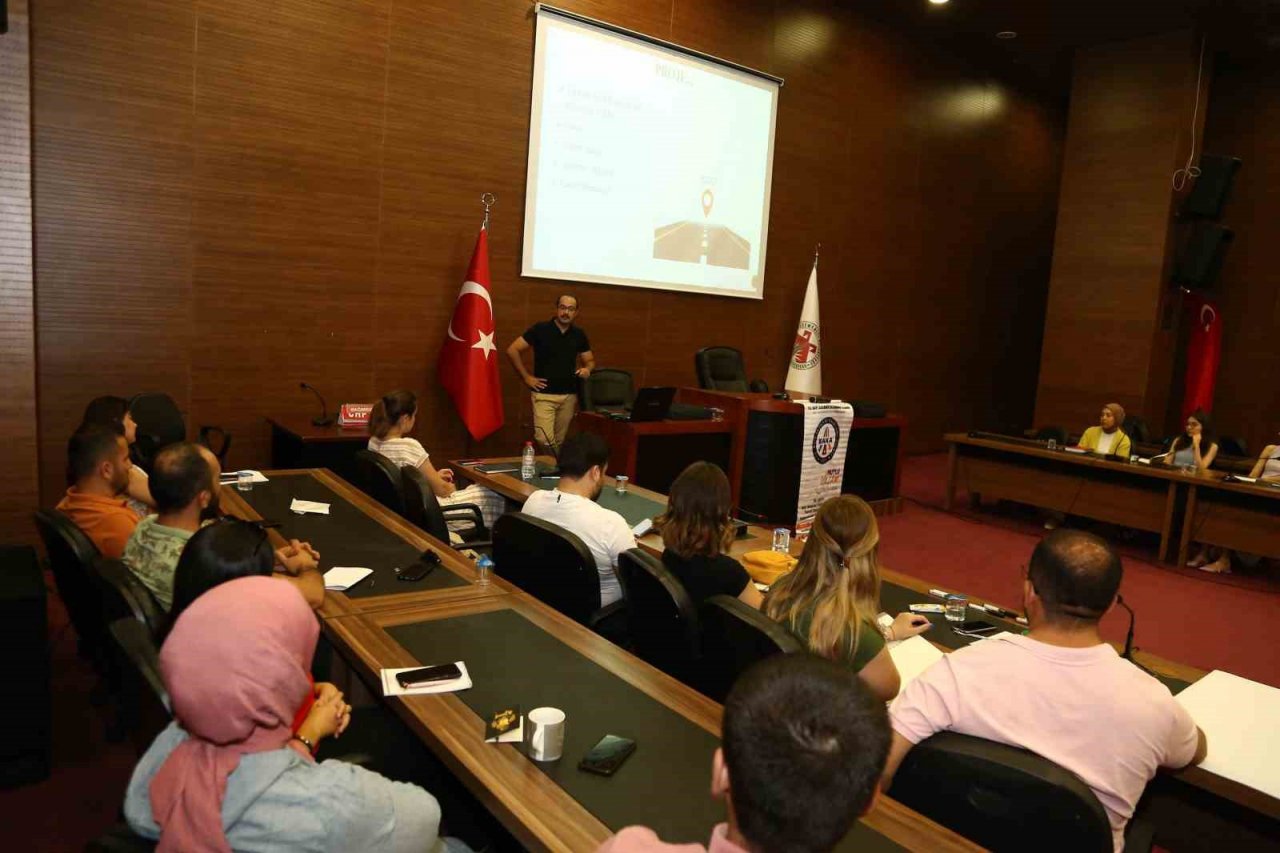 Döşemealtı’nda AB hibe projeleri yazma semineri