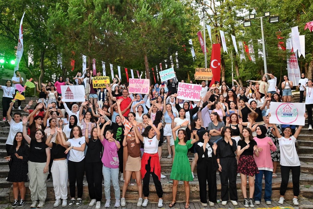 Başkan Yıldız gençlerle birlikte Kefken Kampı’nda