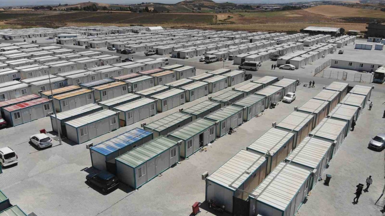 BTSO Geçici Yaşam Alanı 4 bine yakın afetzedeyi ağırlıyor