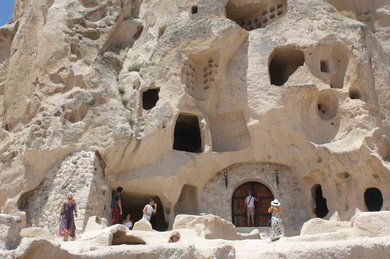 Kapadokya’nın zirvesine 111 bin kişi çıktı